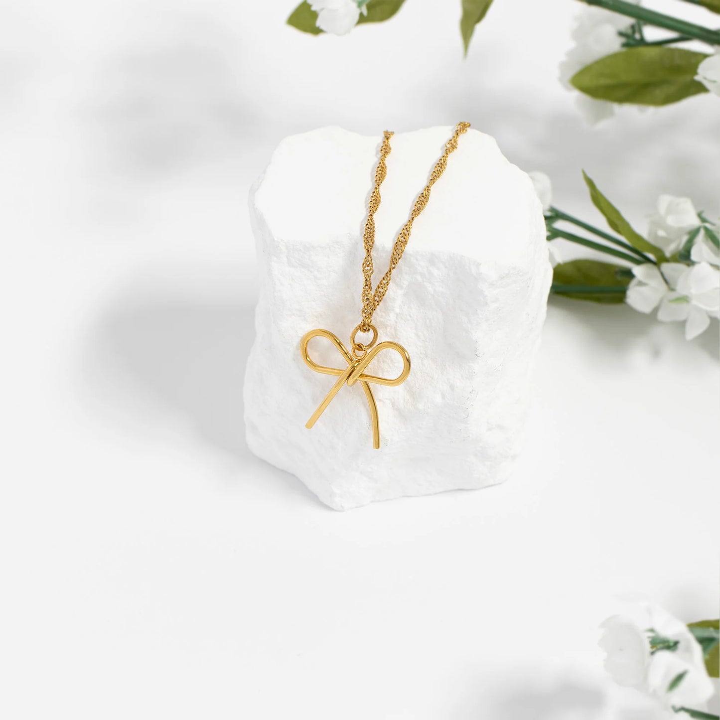 18K Gold PVD Stainless Steel Thin Bow Charm