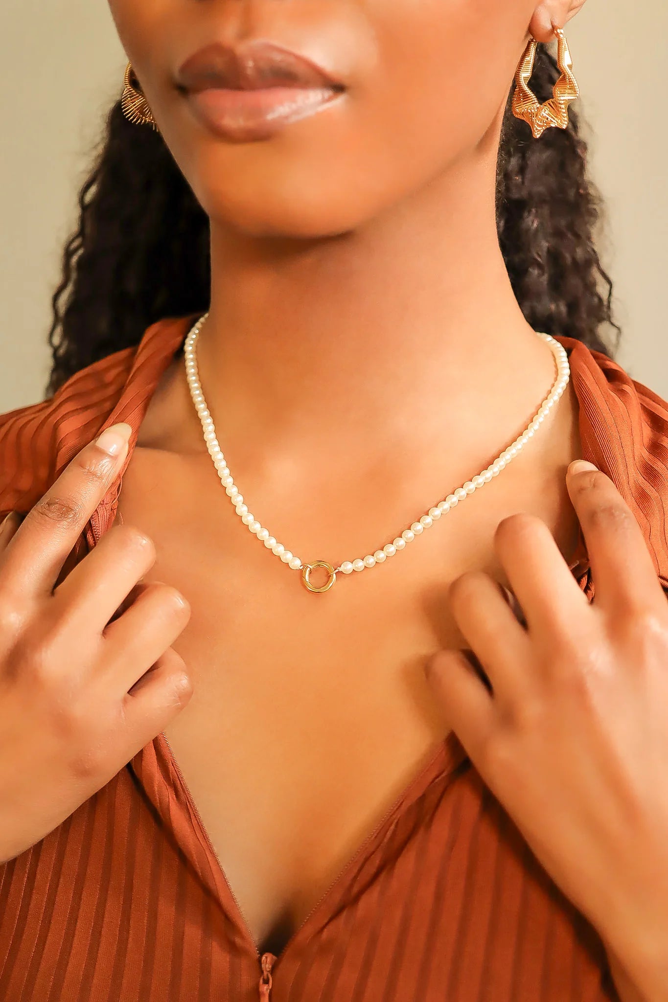 18" Glass Pearl Necklace with Stainless Steel Charm Keeper